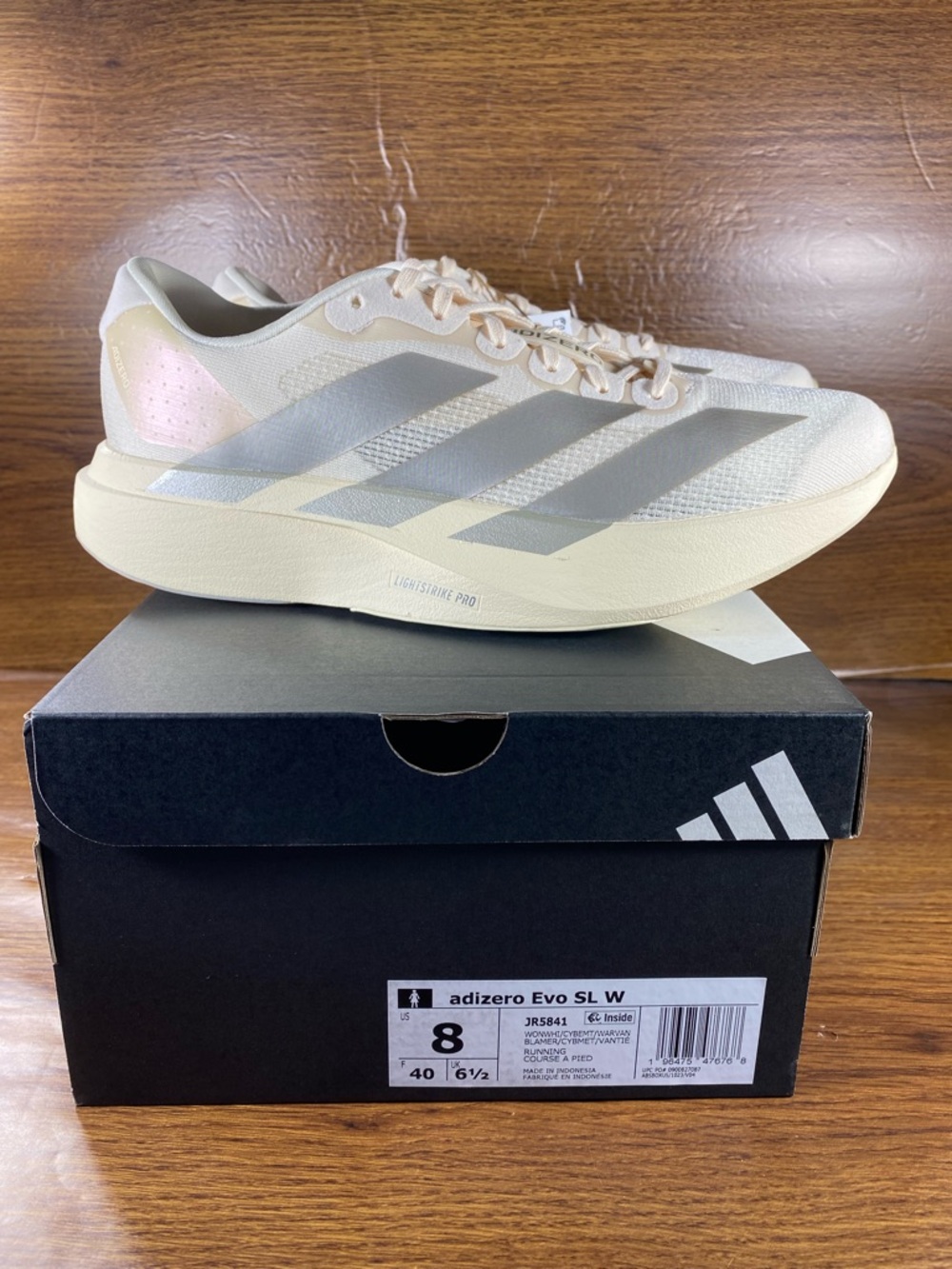 Adidas EVO SL women’s shoe size 8.5